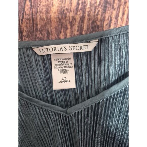 Victoria's Secret Sz L Y2K Silver Pleaded Cami Tank Top V-Neck VTG Cropped - Picture 4 of 5